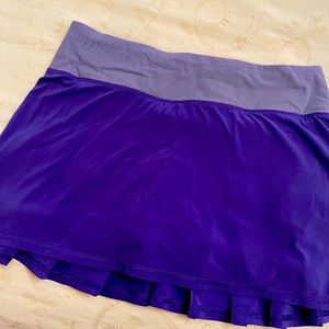 Lululemon size 4 purple tennis/walking skirt.